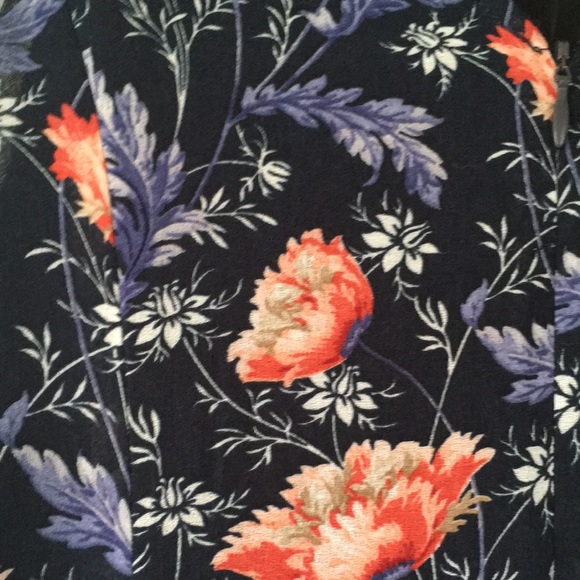 Summer Dress . - Picture 8 of 8